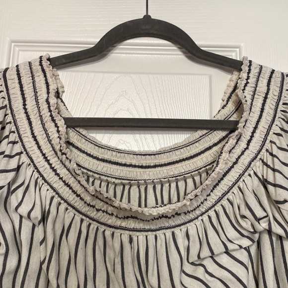 2 American Eagle Off the Shoulder Striped Tshirts - Picture 6 of 8